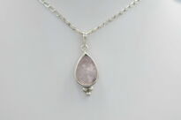 Zawieszka Surowy Morganit Niepolerowany Łezka Srebro 925 - 2