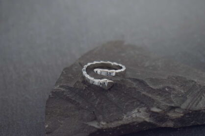 Srebrny pierścionek regulowany Wąż Żmija Srebro 925 Rodowane