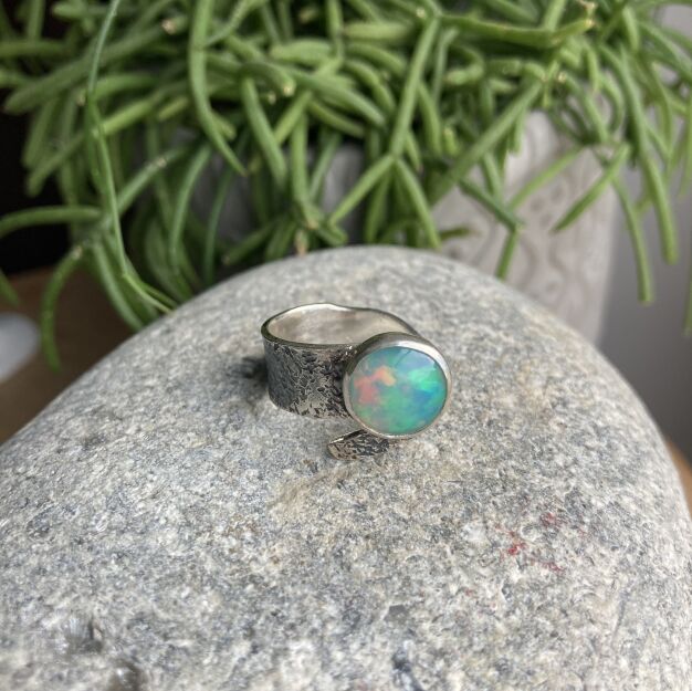 Pierścień Opal Etiopski Wello Srebro 925 Rękodzieło
