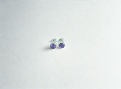 Małe Kolczyki Ametyst Fasetowany Sztyft Srebro 925