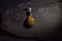 Malutki Wisiorek Ciemny Opal Etiopia Srebro 925 - 13