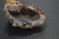 Kolczyki z kamieniem księżycowym srebro 925 minimalistyczne sztyfty - 11