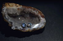 Kolczyki z kamieniem księżycowym srebro 925 minimalistyczne sztyfty - 9