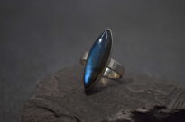 Srebrny pierścionek 925 labradoryt niebieski marquise długi pazur r.19 - 13