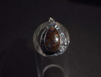 Srebrny wisior z australijskim opalem boulder światło zamknięte w kamieniu srebro 925 - 12