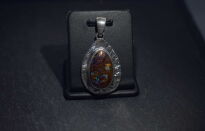 Srebrny wisior z australijskim opalem boulder światło zamknięte w kamieniu srebro 925 - 7