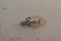 Srebrna zawieszka rekin 925 rekin, oksydowane srebro, biżuteria morska - 7