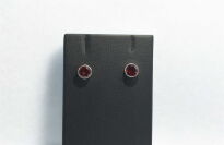 Małe kolczyki z naturalnym granatem (5 mm) Sztyft Srebro 925 - 2