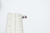 Małe kolczyki z naturalnym granatem (5 mm) Sztyft Srebro 925 - 14