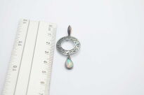 Wisior srebrny z opalem etiopskim ażurowe kółko oksydowane srebro 925 - 13