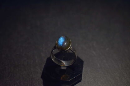 Srebrny pierścionek 925 z labradorytem owalnym handmade
