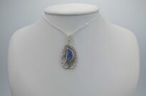Srebrny wisiorek z opalem Australijskim boulder niebiesko-fioletowy kamień srebro 925 - 14