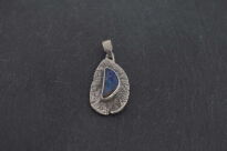 Srebrny wisiorek z opalem Australijskim boulder niebiesko-fioletowy kamień srebro 925 - 3