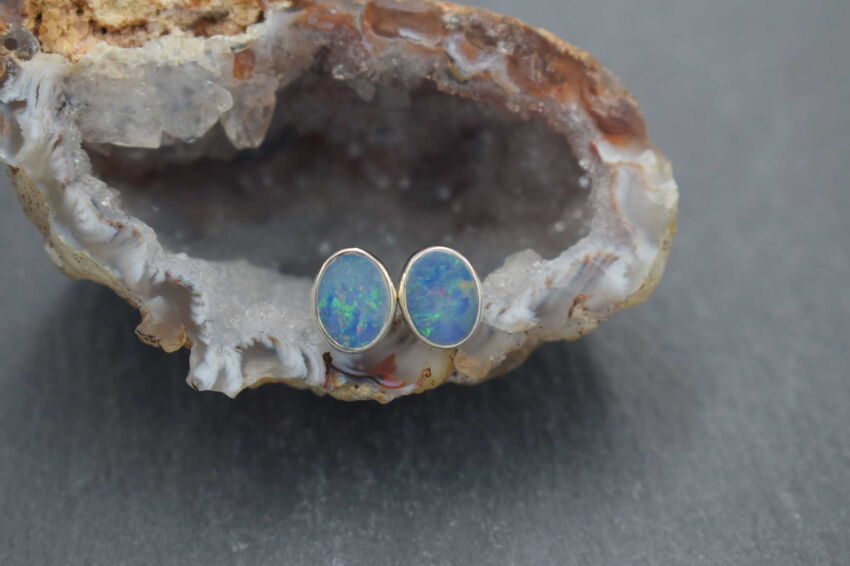 Kolczyki sztyft opal australijski dublet srebro 925
