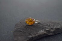 Pierścionek srebrny 925 z bursztynem owal klasyczny elegancki - 11