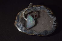 Wisiorek Opal Etiopia i Granat Srebro 925 i Mała Złota Kuleczka - 3