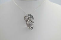 Srebrny wisior smok z kulą kryształ górski srebro 925 - 2